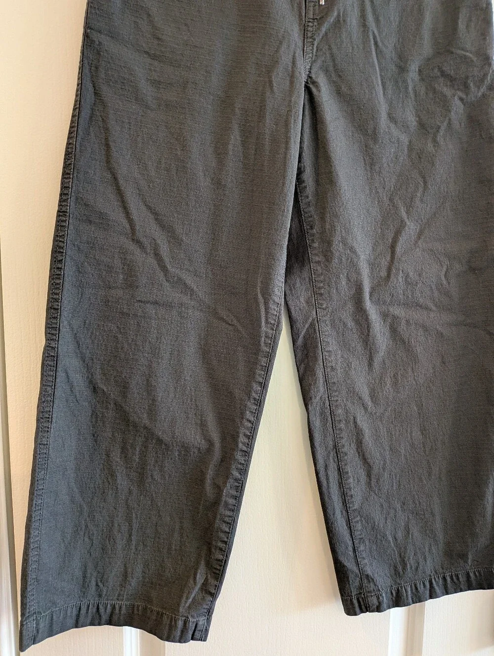 Vuori Women’s Ripstop Wide Leg Hiking Pant Dark Gray Gorpcore Outdoor Size S